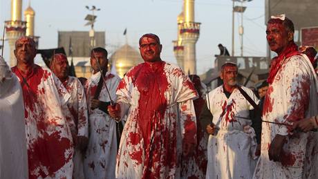 Irátí íité oslavují sebemrskáním svátek aúrá (27. prosince 2009)
