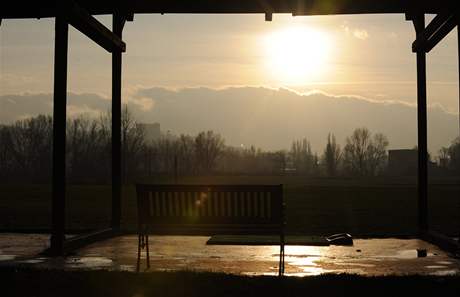 Oputn golfov driving range.