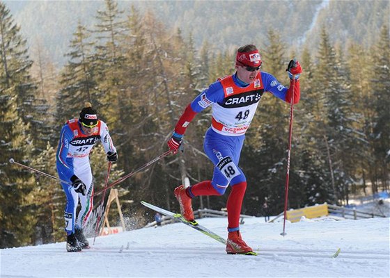 POSUN. Luká Bauer se na klasické desítce posouval poadím Tour de Ski vzhru.