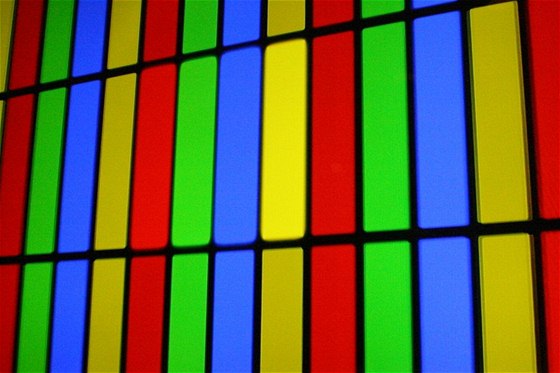 Do trojice základních barev RGB pibyla tvrtá Y