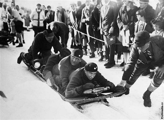 Americký bob na zimních olympijských hrách 1928 ve Svatém Moici