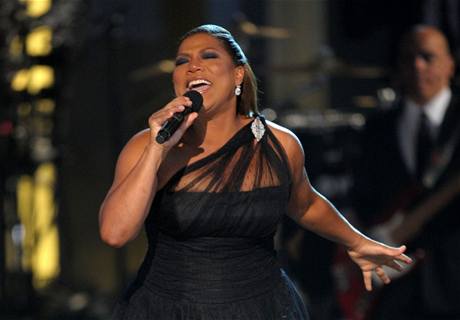 z pedvn People's Choice Awards 2010 (Queen Latifah)