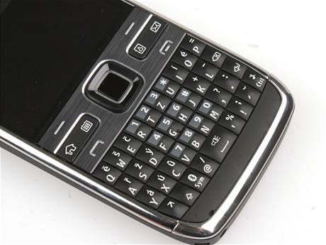 Nokia E72