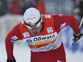 Petter Northug (vpravo) vtz v zvod Tour de Ski v nmeckm Oberhofu, vlevo od nj druh Rus Vyleganin a tet Fin Heikkinen