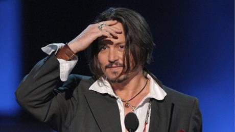 z předávání People's Choice Awards 2010 (Johnny Depp) z předávání People's Choice Awards 2010 (Johnny Depp)