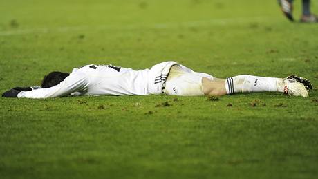 Osasuna Pamplona - Real Madrid: hostující Gonzalo Higuaín reaguje na zahozenou šanci Osasuna Pamplona - Real Madrid: hostující Gonzalo Higuaín reaguje na zahozenou šanci