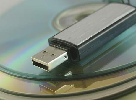 Disk USB (ilustraní foto)