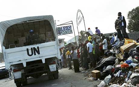 Vz s pomocí OSN na Haiti