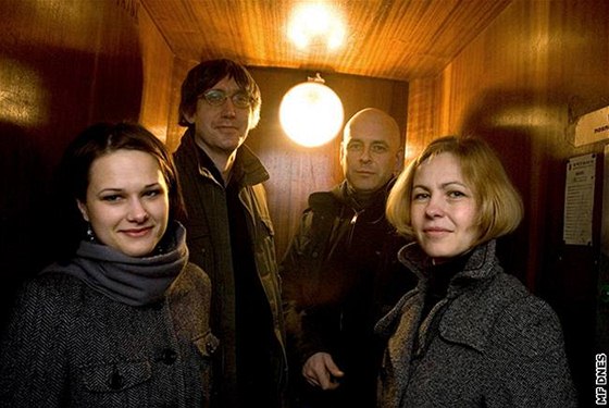 Tým Revolver Revue: Edita Beníková, Marek Vajchr, Viktor Karlík a Terezie Pokorná, Praha, zima 2008