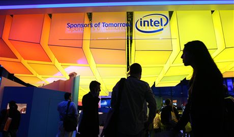 CES 2010 - Intel pedvedl slu novho procesoru Core I7. Takto podle nj vypad vyhledvn budoucnosti