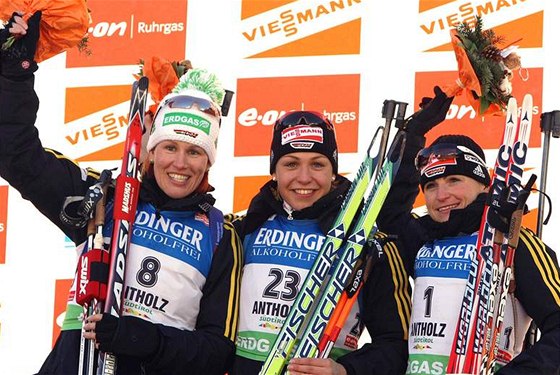 Kati Wilhelmová, Magdalena Neunerová, Andrea Henkelová