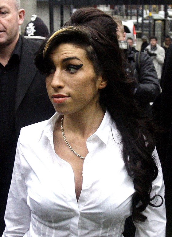 Amy Winehouse dostala dvouletou podmínku