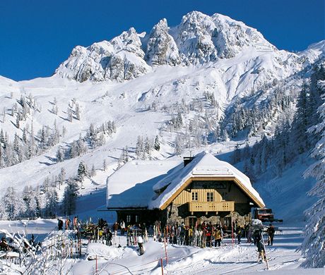 Rakousko, Nassfeld. Vysokohorsk chalupa Watschiger Alm