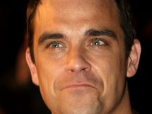 Robbie Williams v Cannes na pedvn NRJ Music Awards
