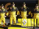 Tm F1 Renault 2010 (zleva): dAmbrosio, Kubica, Petrov,  Ho-Pin Tung