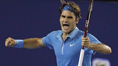 Roger Federer se raduje ze zisku titulu na Australian Open 2010
