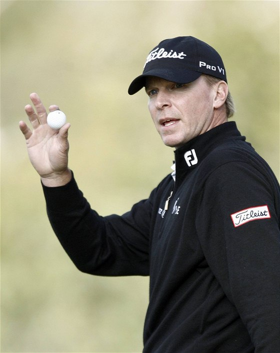 Pokud Steve Stricker zvítzí a Phil Mickelson skoni he ne estý, pak se Stricker stane novou svtovou dvojkou.