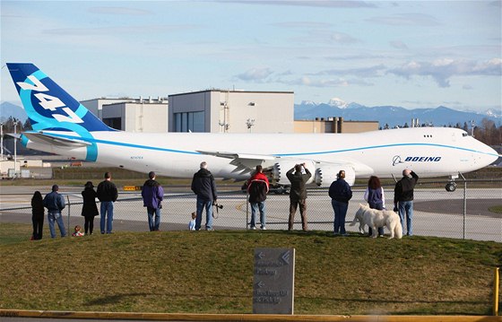 Nejvtí Boeing 747-8 se testuje v nákladní verzi (7. února 2009)