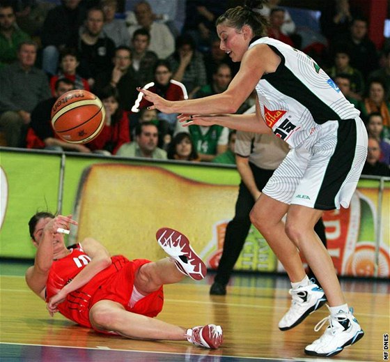 Basketbalistka Frisca Brno Hollie Grimaová
