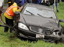 Policie vyprouje nabouran automobil herce Charlieho Sheena 