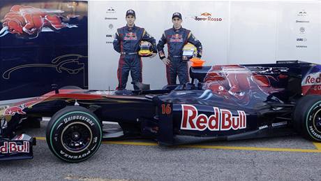 Tým Toro Rosso 2010: Jaime Alguersuari (vlevo) a Sébastien Buemi