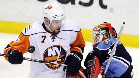 Florida - NY Islanders: Trent Hunter ped Tomáem Vokounem