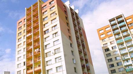 Obyvatelé tebíské Boroviny se bouí proti výstavb nové bytovky v blízkosti jejich dom. Ilustraní foto