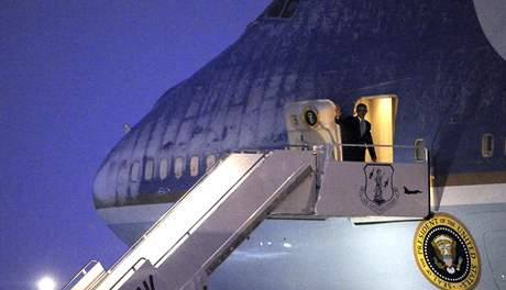 Barack Obama na palub Air Force One