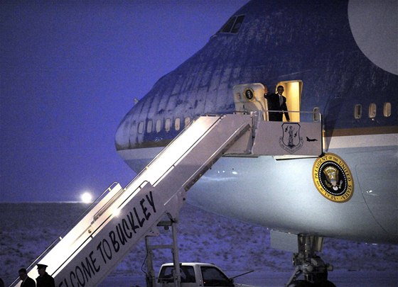 Barack Obama na palub Air Force One