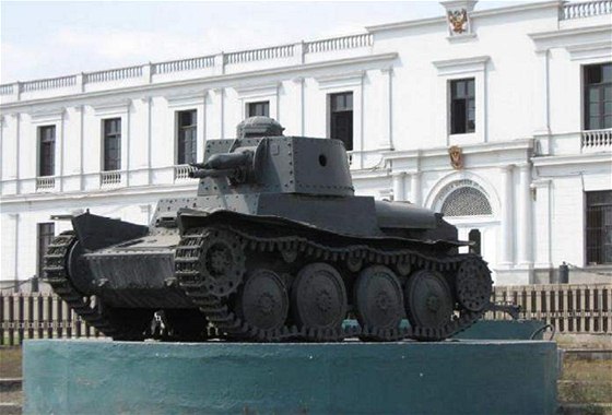 Tank eskoslovenské výroby LTP 38 v Peru