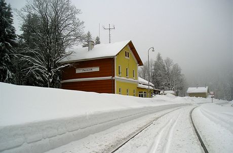 eleznin stanice v Perninku