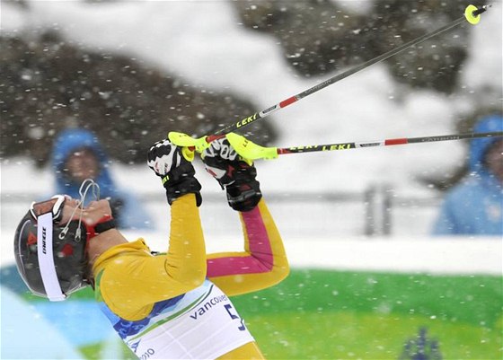 RADOST VÍTZKY. Nmka Maria Rieschová jásá poté, co vybojovala ve slalomu speciál zlatou olympijskou medaili.