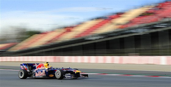 Mark Webber pi barcelonských testech