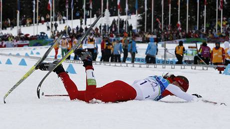 Justyna Kowalczyková z Polska v cíli závodu na 30 km.