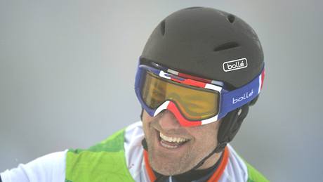 Chris Klug z USA se raduje po dojetí své jízdy v paralelním obím slalomu snowboardist na ZOH ve Vancouveru.