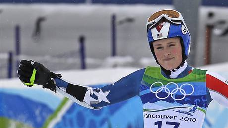 NEDÁ SE NIC DLAT. Americká lyaka Lindsey Vonnová v olympijském obím slalomu upadla.