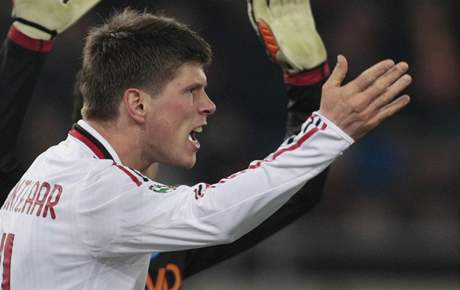Klaas-Jan Huntelaar jet jako hrá AC Milán