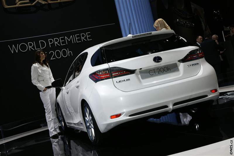 Lexus CT 200h