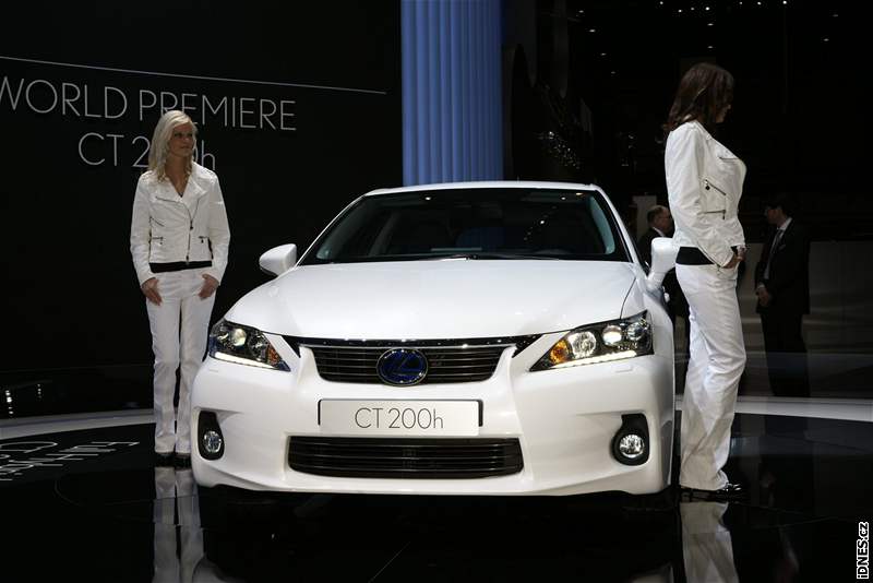 Lexus CT 200h