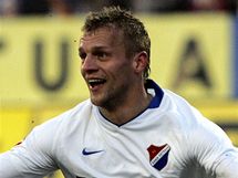 Fotbalista Banku Ostrava Adam Varadi se raduje z glu do st Jablonce