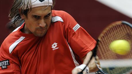 panlský tenista David Ferrer v daviscupovém duelu se výcarskem