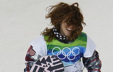 Z Vancouveru si snowboardista Shaun White odvezl zlatou, stejn dobe ale vl i na skateboardu