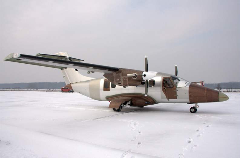 Tubovrtulový letoun EV-55 Outback. (Vizualizace - letadlo se do vzduchu dostane a v polovin roku 2010.)