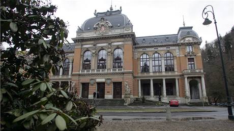 Císaské lázn jsou monumentem lázeské architektury. Budova dodnes budí obdiv turist