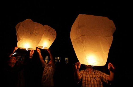 Lampion tstí - Balónky s.r.o.