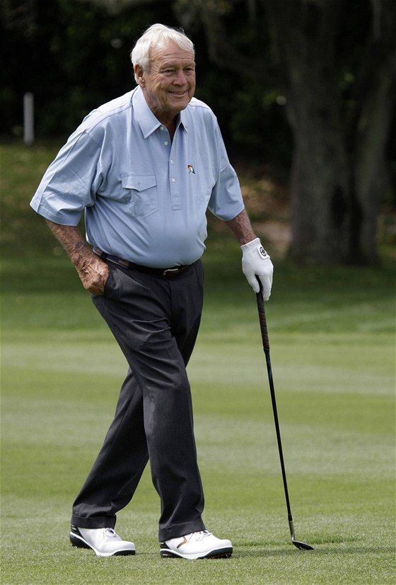 Arnold Palmer je ijící a stále hrající golfovou legendou