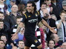 Carlos Tevez z Manchesteru City slav gl.