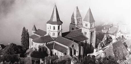 Kláterní kostel Sainte-Foy, druhá tetina 11. stol., Conques 