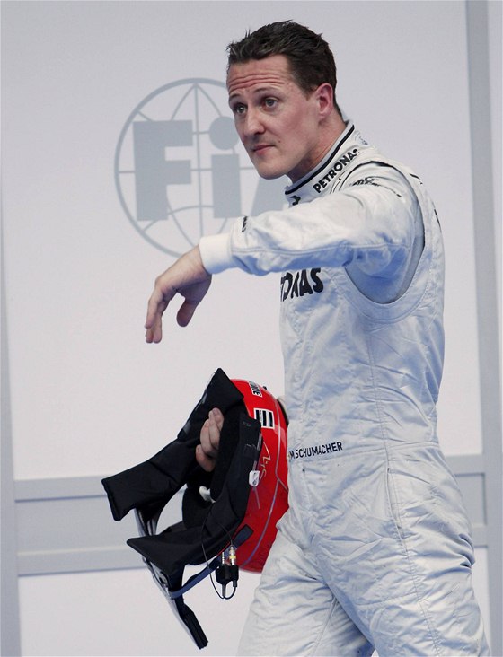 Michael Schumacher po detivé kvalifikaci GP Malajsie.