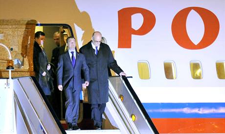 Rusk prezident Dmitrij Medvedv po pistn v Praze. (7. dubna 2010)